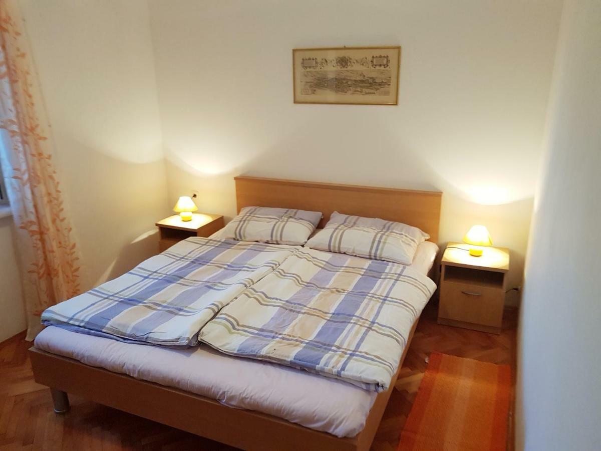 Apartment Brigitte Vrsi Bagian luar foto