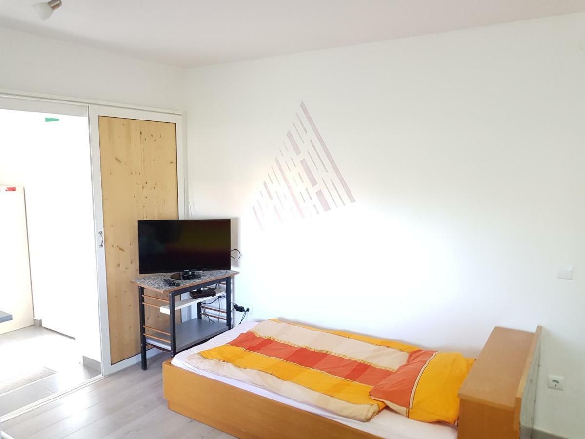 Apartment Brigitte Vrsi Bagian luar foto